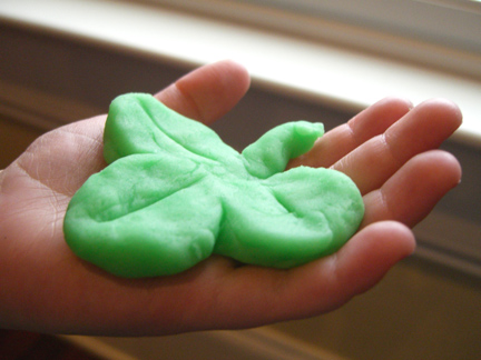 play-dough-clover