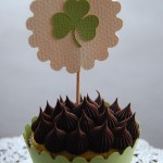 shamrock_cupcake_topper